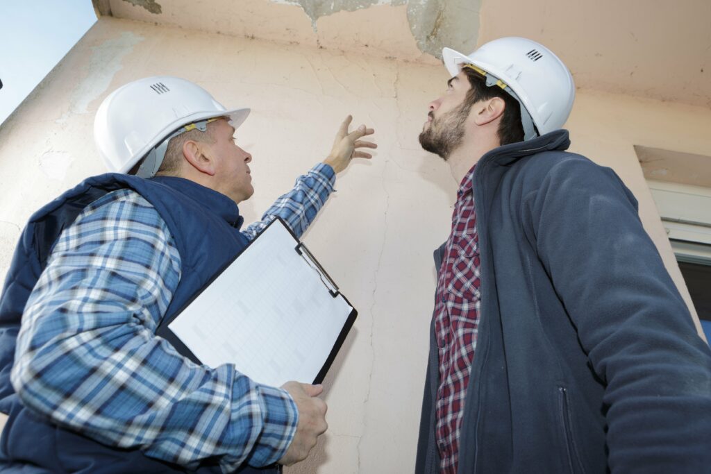 Who Should Perform Building Surveys Berkhamstead?